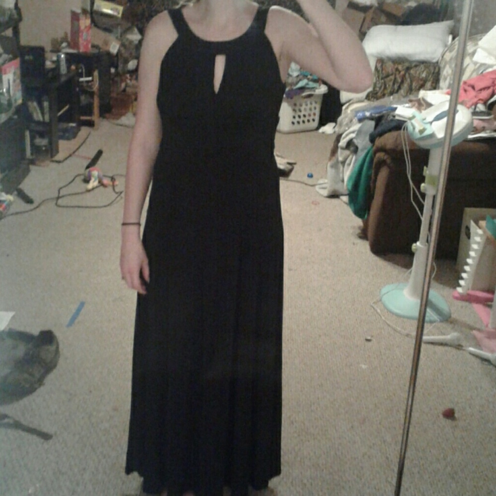 Black prom dress